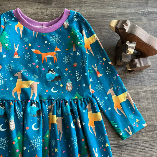 Christmas Friends - Everyday Dress - Ready To Post