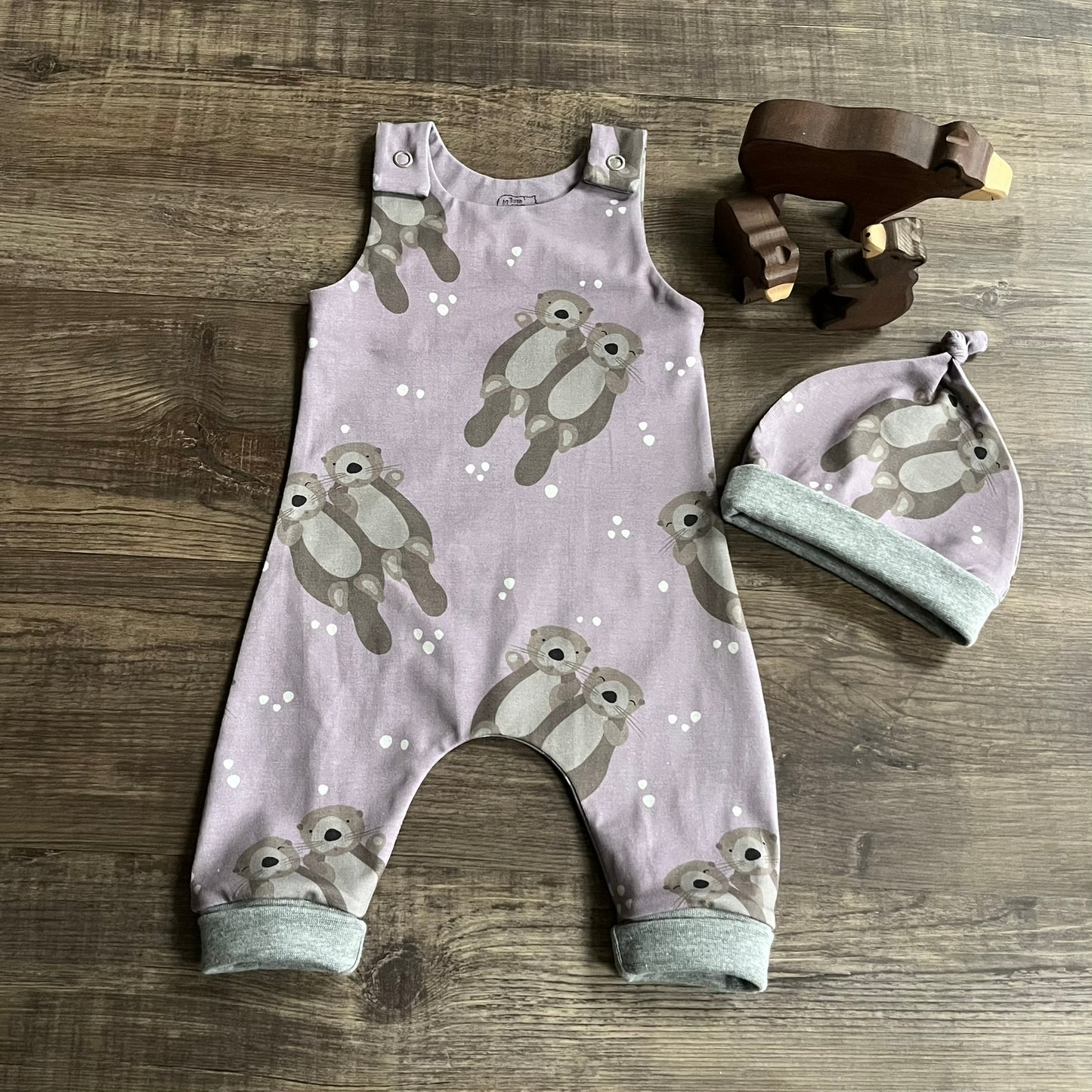 Harem Romper and knotted hats set - Otters