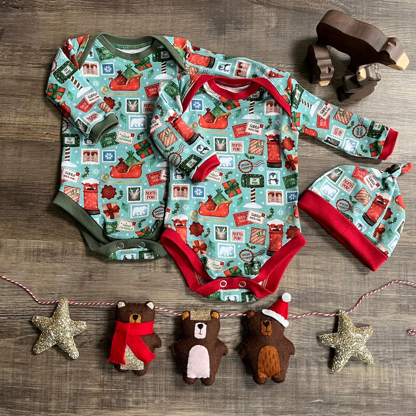 Christmas Post Bodysuit Vest and knotted hat - 0-3m- Ready to Post