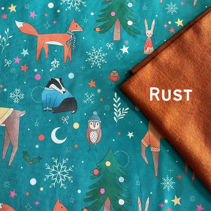 Christmas Friends - Green - Explorer Shorts