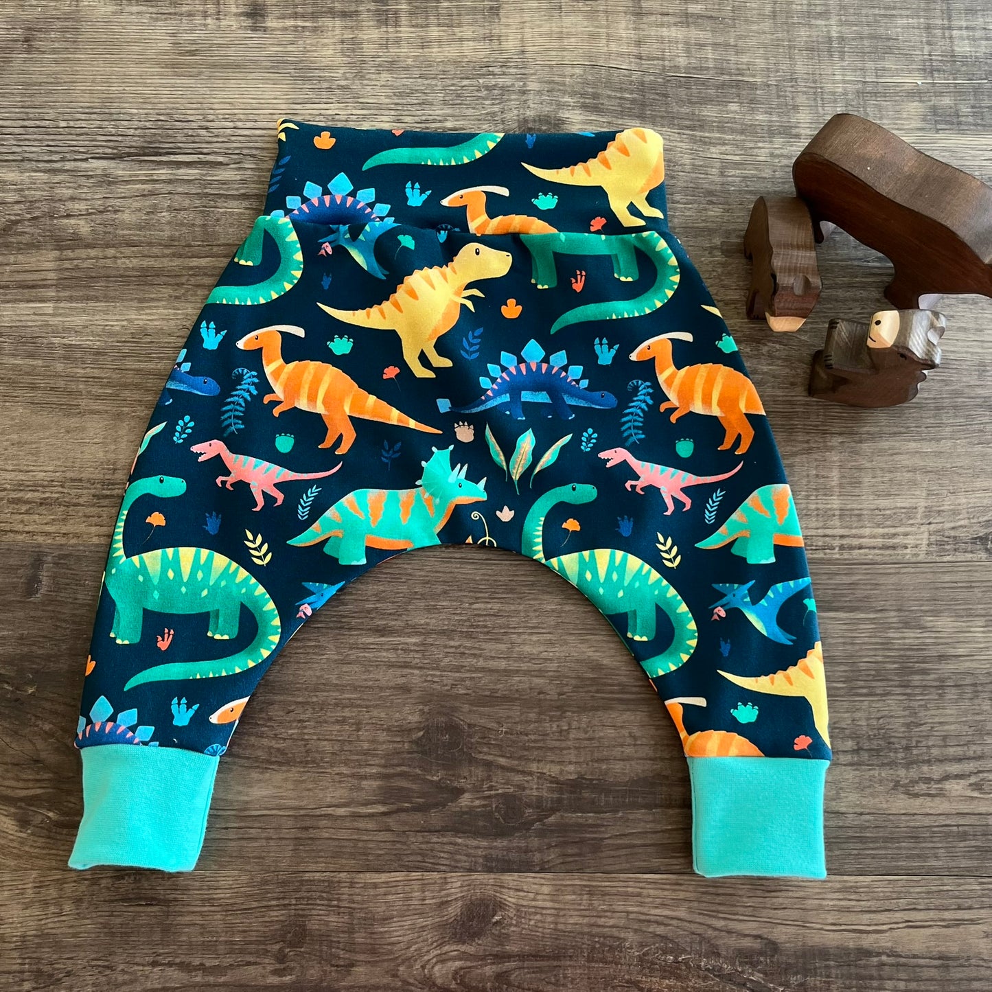 Dinotopia - Harem Leggings - ready to post