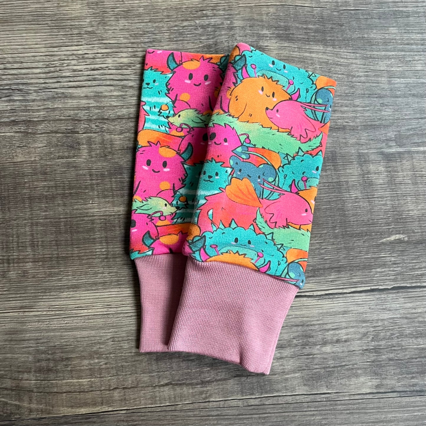 Wrist Warmers (warmer fabrics) - 3-6 Years - ready to post