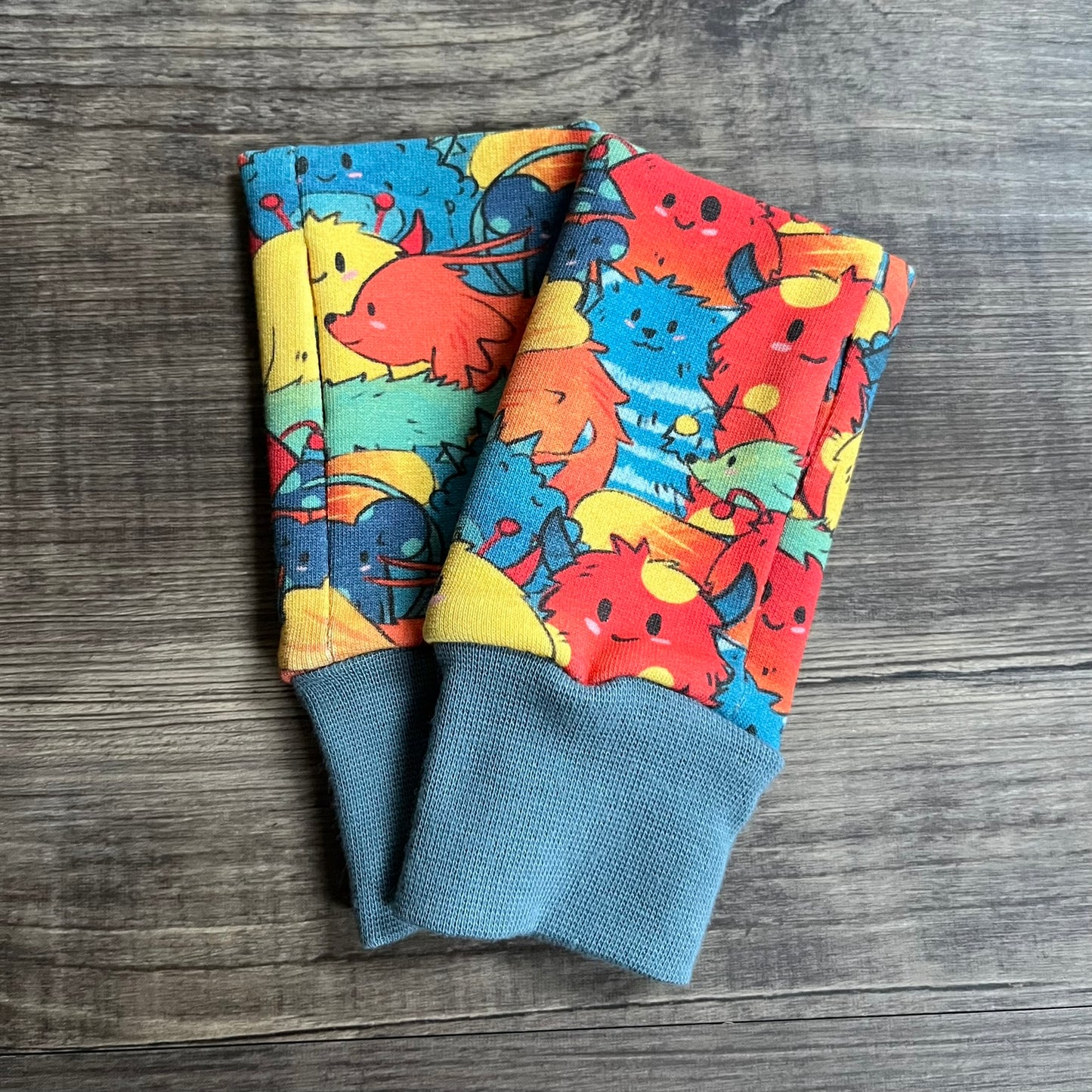Wrist Warmers (warmer fabrics) - 1-3 Years - ready to post