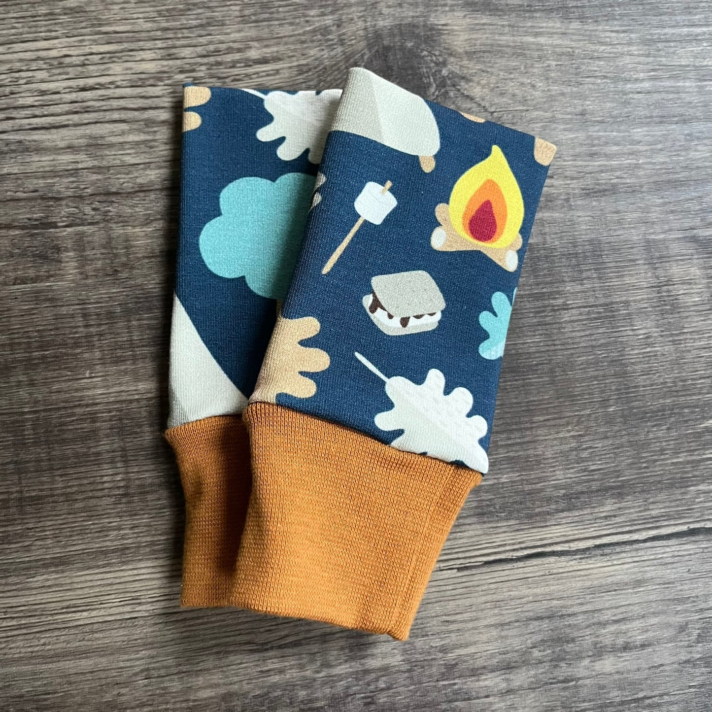 Wrist Warmers (warmer fabrics) - 1-3 Years - ready to post