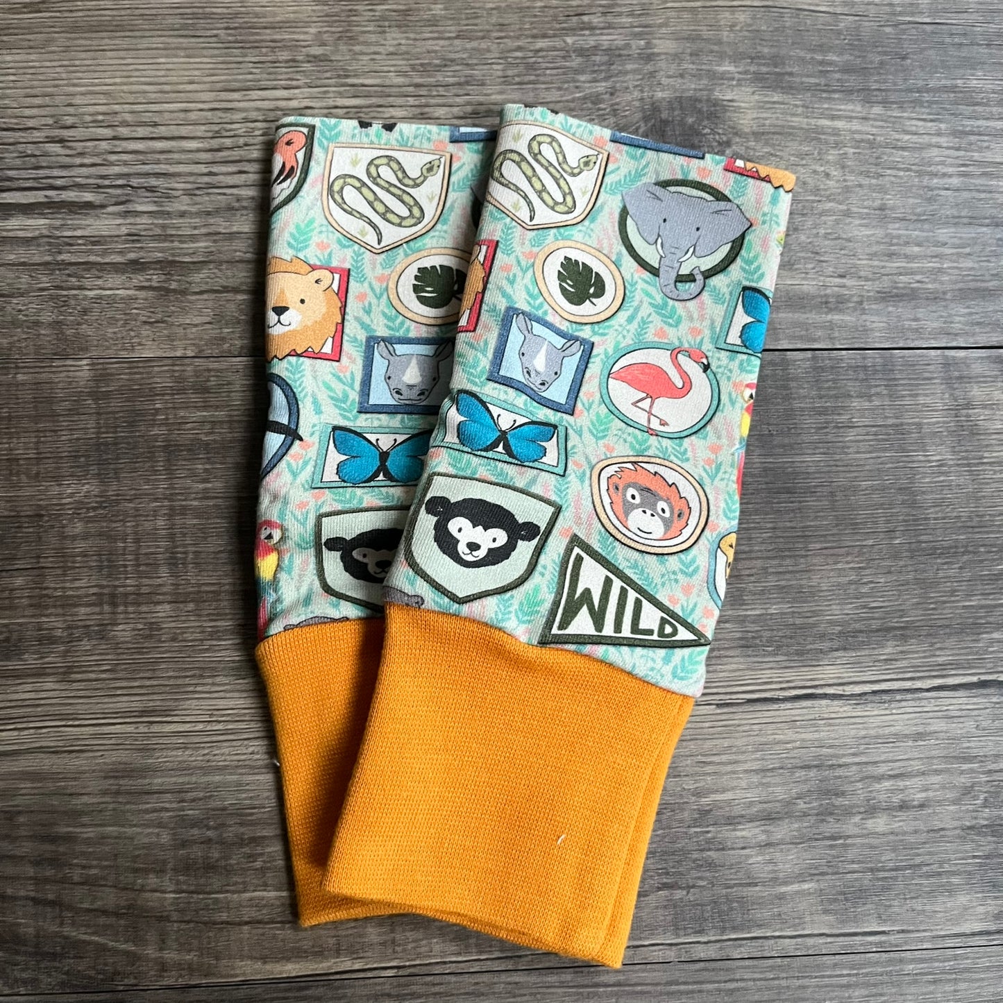 Wrist Warmers (warmer fabrics) - 6-9 Years - ready to post