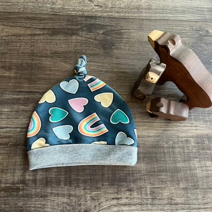 Knotted Baby Hats - 3-6m- Ready to Post