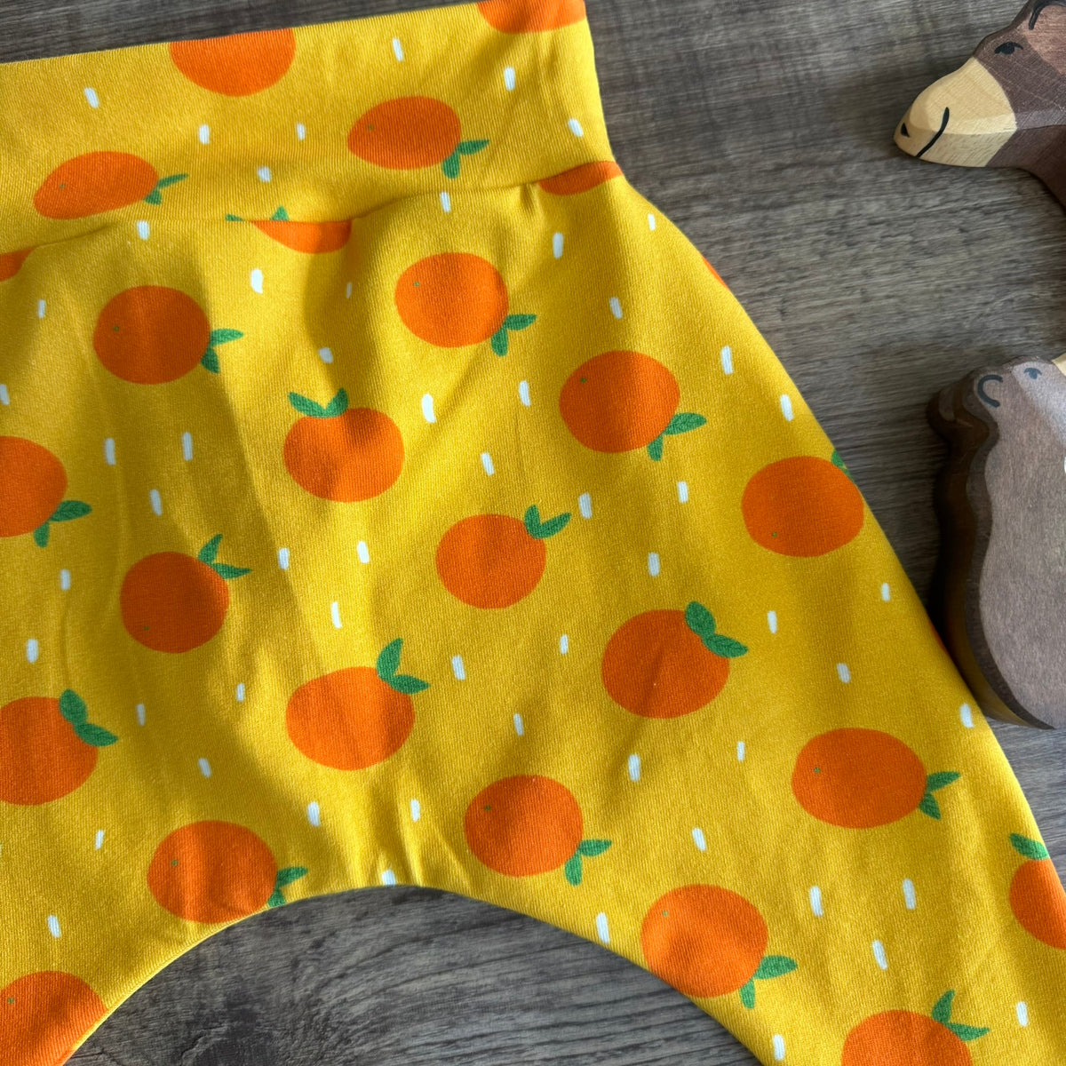 Oranges - Harem Leggings - ready to post