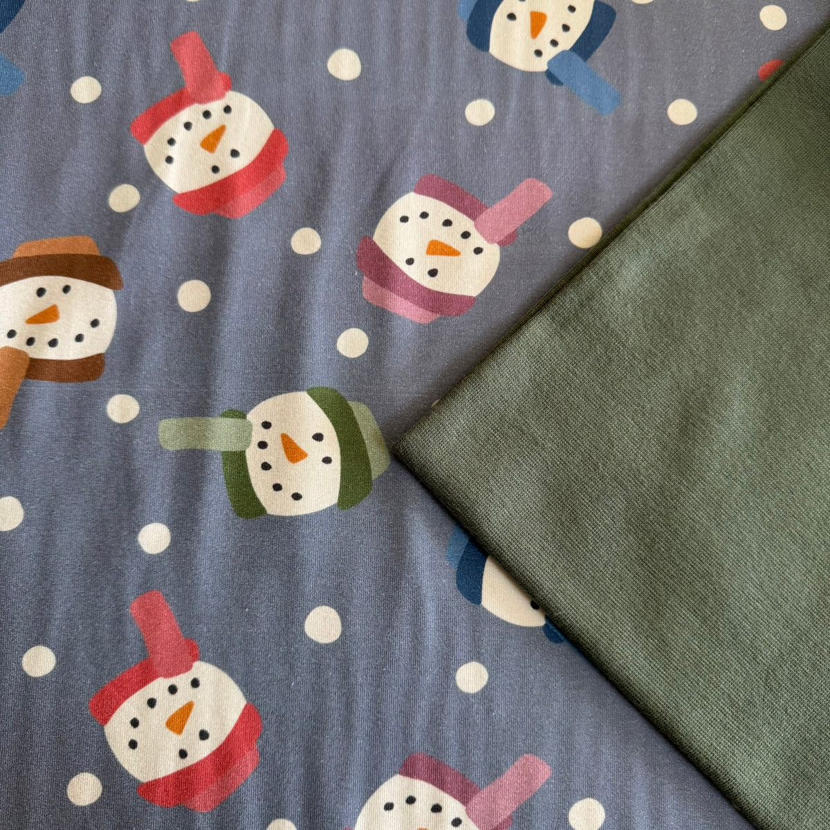 Lounging Set (set in sleeve t-shirt) - Snowmen