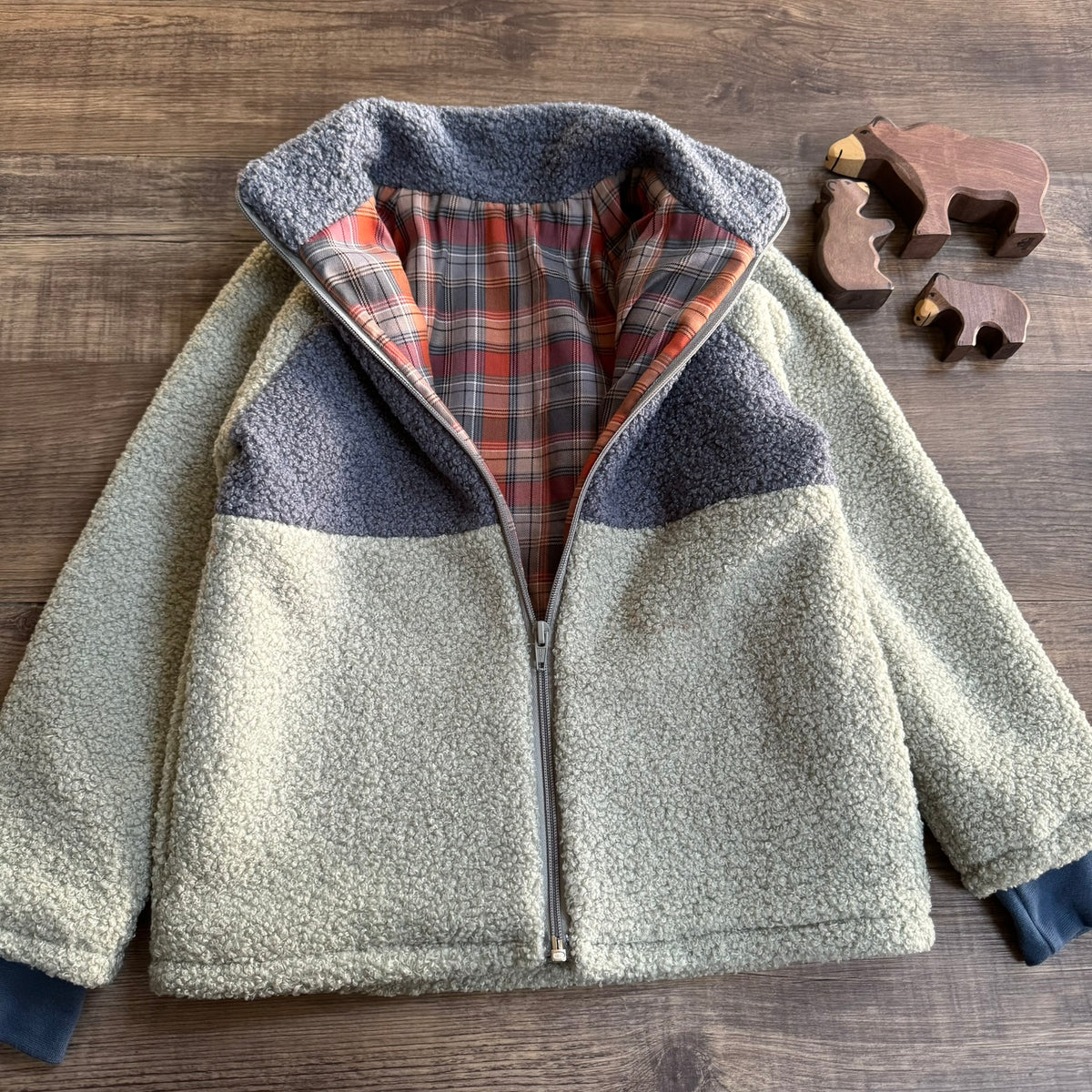 Light Green and Blue Fully Lined Zip Up Fleece - 6-7 Years