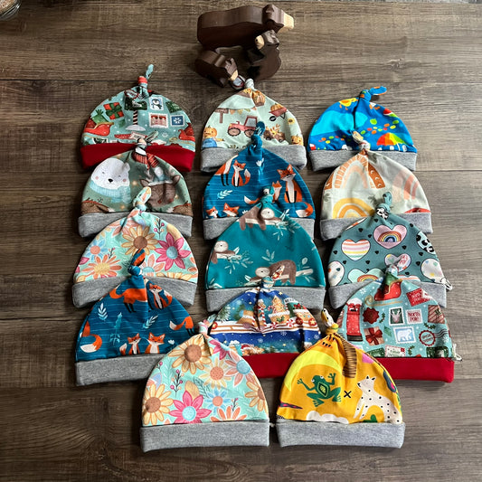 Knotted hats - 0-3m - Ready to Post