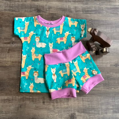 Happy Alpacas shortie shorts and dolman tee set - 2-3 years