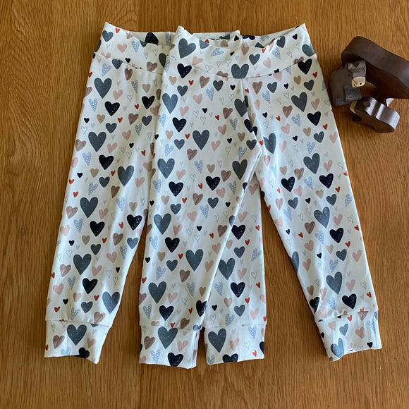 Love hearts leggings - ready to post